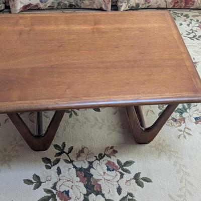 Vintage Lane Perception Coffee Table Approx 30" x 22" x 13"