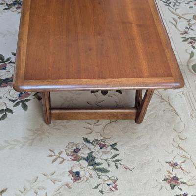 Vintage Lane Perception Coffee Table Approx 30" x 22" x 13"
