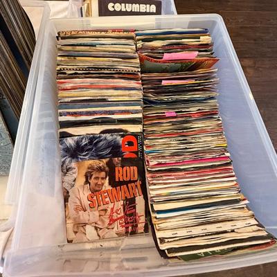 Lot 14: Records