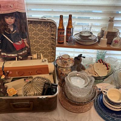 Lot 22: Home Decor & More