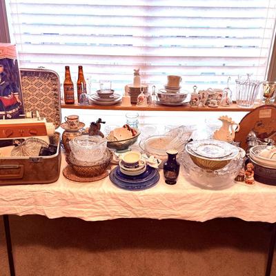 Lot 22: Home Decor & More