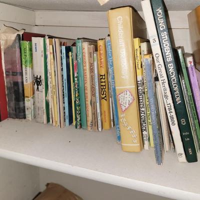 Lot of books and kids books