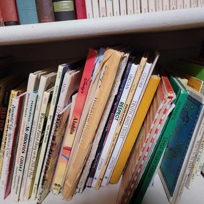 Lot of books and kids books