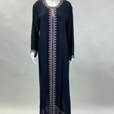 587 Two Button Up Abaya Robes