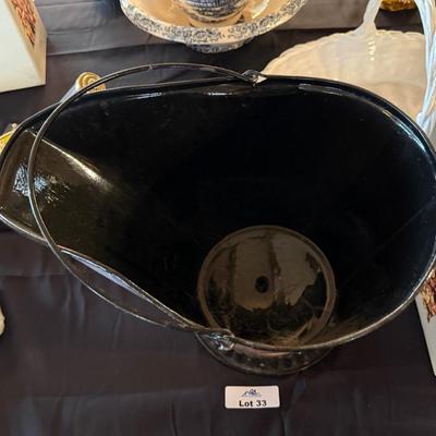 Galvanized metal handled bucket with painted native theme