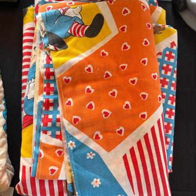 Vintage colorful Quilt & linens - Raggedy Ann & Andy & cute animal themed