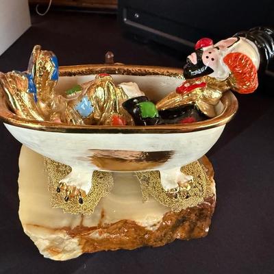 Ron Lee signed & dated 1981 Clown in Bathtub "No Vacancy" on Stone
