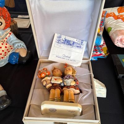 Goebel / Hummel "The Love Lives On" - with collector box