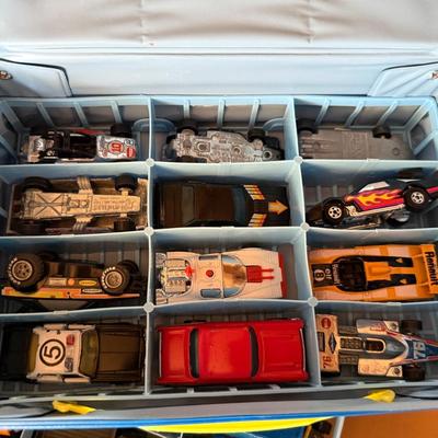 Collection of Matchbox/Hotwheels mostly construction theme