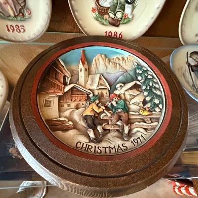 Collection of 8 various Hummel Plates & 1 stand
