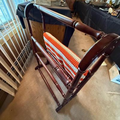 Wood Blanket Rack/Stand w/2 quilts/blankets as shown