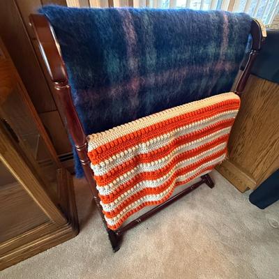 Wood Blanket Rack/Stand w/2 quilts/blankets as shown