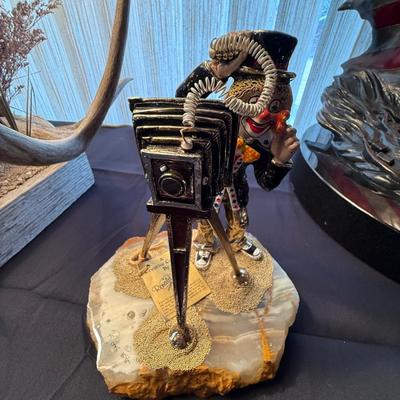 Ron Lee signed clown w/old Camera on Stone Base - Photographer