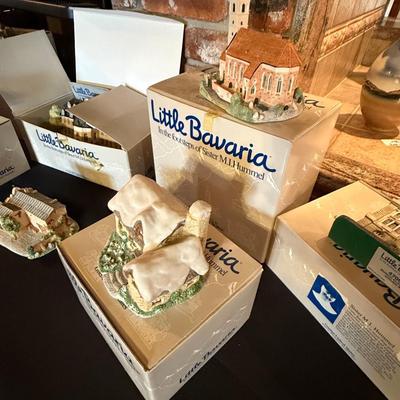 Collection of Little Bavaria ceramic houses 6 pieces w/boxes 1 without