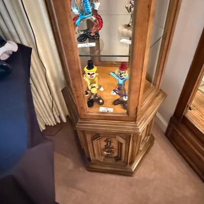 Sale Photo Thumbnail #840: has cabinet below also - see all photos Contents separate