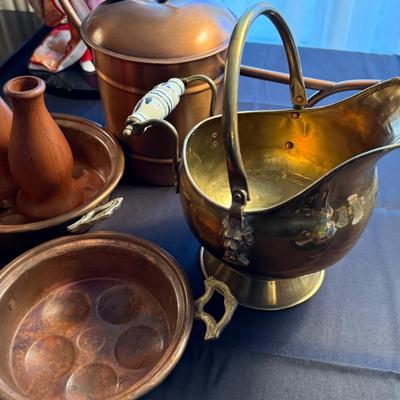 Collection of misc. copper & brass pieces
