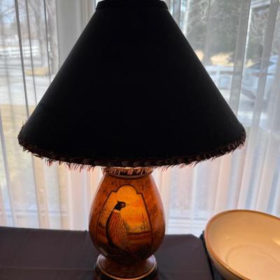 Pair of decorative wood pheasant themed table lamps