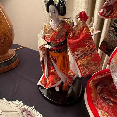 Group of 3 Japanese Geisha Girl dolls 22” one & 2 that are 13”
