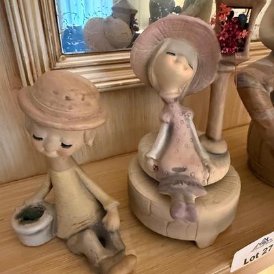 3 Ceramic vintage figures - flat unglazed style