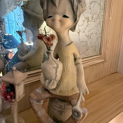 3 Ceramic vintage figures - flat unglazed style