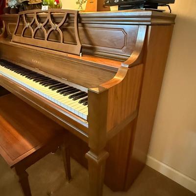 Kawai wood Upright Piano & Bench