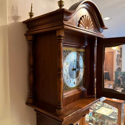 New England Clock Co. Wall Grandfather Clock w/manual