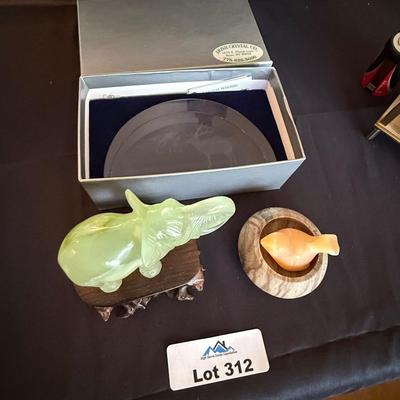 Collection of 2 animals & 1 crystal paperweight, jade elephant on wood