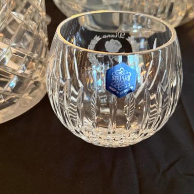 Assortment of Crystal & Cut Glass - Vase/Bowl/Ice Bucket