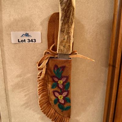 Hand Crafted knife by Robert Horassi w/leather & bead sheath