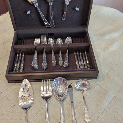 International Deep Silver Silverplate Flatware Set 56 Pieces With Case
