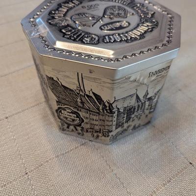 Empty Vintage E Otto Schmidt & Haeberlein Metzger Nuernberg Elisen Gingerbread Silver Tins