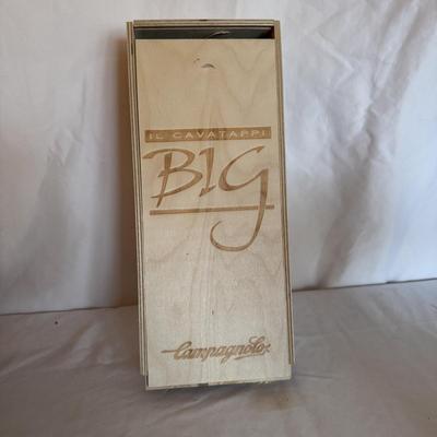 Brookstone, Zig Zag, & More Wine Accessories (BD-DZ)