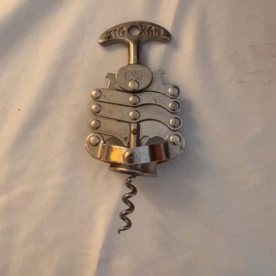 Brookstone, Zig Zag, & More Wine Accessories (BD-DZ)