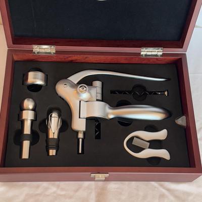 Brookstone, Zig Zag, & More Wine Accessories (BD-DZ)