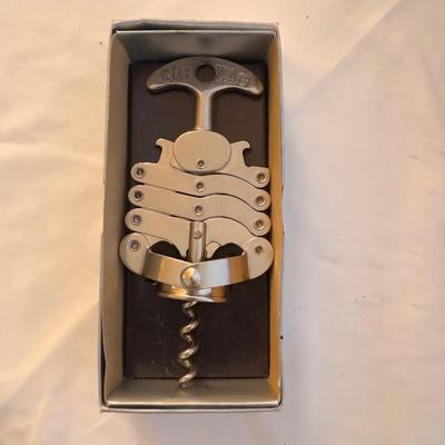 Brookstone, Zig Zag, & More Wine Accessories (BD-DZ)
