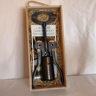 Brookstone, Zig Zag, & More Wine Accessories (BD-DZ)