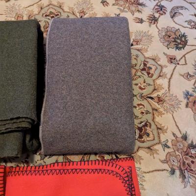 4 Throw Blankets