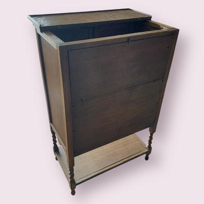 Oak Bar Cabinet (B3-DZ)