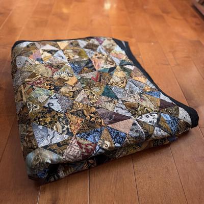 Beautiful Patchwork Quilt (LR-DZ)