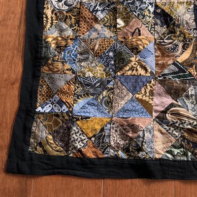 Beautiful Patchwork Quilt (LR-DZ)