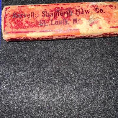 Antique Norvel Straight Edge and Taperette in case