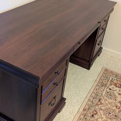 Broyhill Executive Office Desk