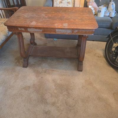 Wobbly table