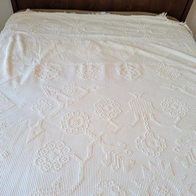 American Made Bates Of Maine Cotton Bedspread Choice 1 Approx 120" x 96"