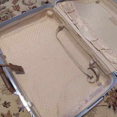 Vintage Samsonite Luggage No Keys