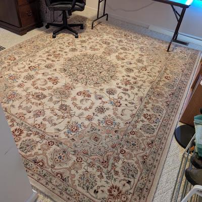 Beige Area Rug Approx 93 1/2" x 116"