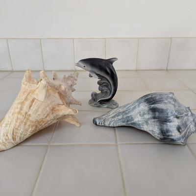 Conch Shells & Bottlenose Dolphin Figure