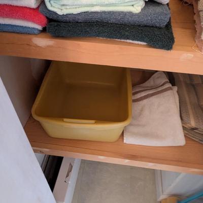 Linen Closet Assortment Of Towels & Linen