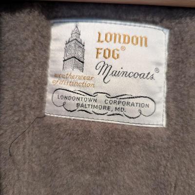 Vintage London Fog Maincoats Womens Trench Coat Khaki Removable Lining Size Medium Regular