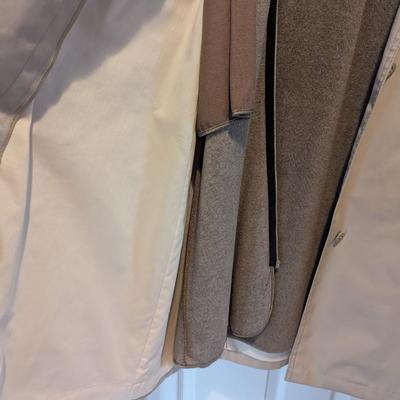 Vintage London Fog Maincoats Womens Trench Coat Khaki Removable Lining Size Medium Regular